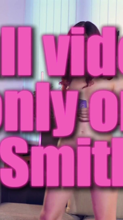 Dominante lesbische meid sloeg Jeny Smith maar kon niet stoppen 🥵 | Clip 2