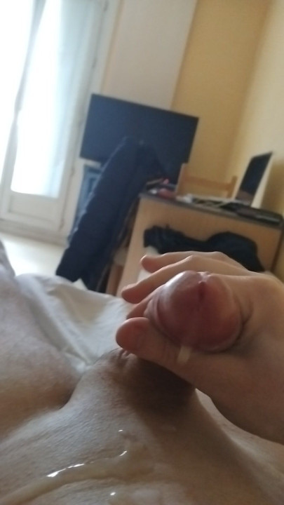 Ben bana dokunuyor