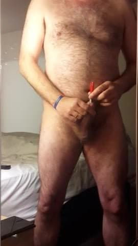 Fucking my urethra with a Sharpie