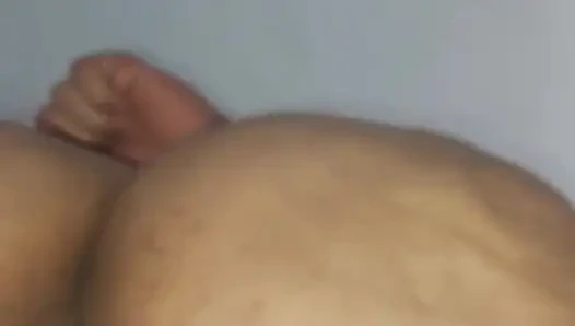 Vanessinha Menjadi Madu Dengan Air Mani Setelah Duduk Di Atasku Di Sofa