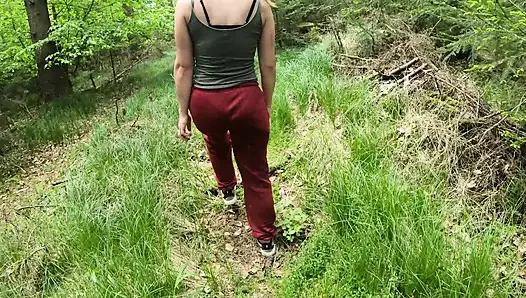 Blowjob in the woods