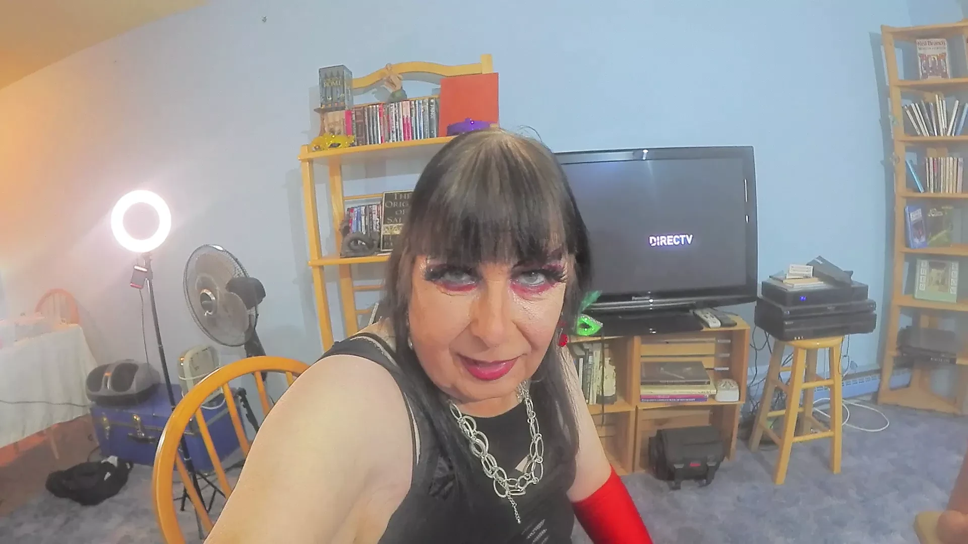 Michele Thompson наконец-то вернулась!