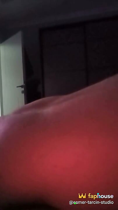 He Me Hard in My Bed