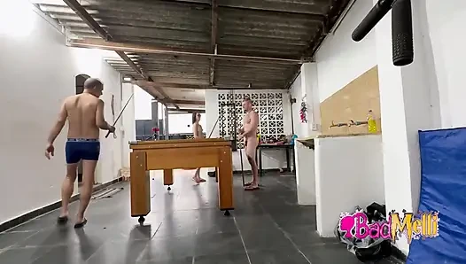 Играю ради задницы