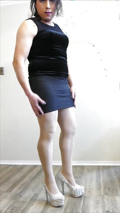 Shiny high heels and pantyhose