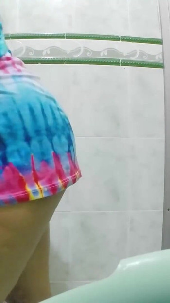 Jaw-dropping moment from "Compilation of videos in public bathrooms pissing"