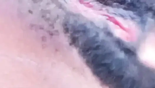 Üvey kız kardeşimi sikmek istiyorum o yapmadı ben eşcinselim