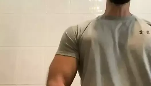 amazingly hot guy shoots a tasty load