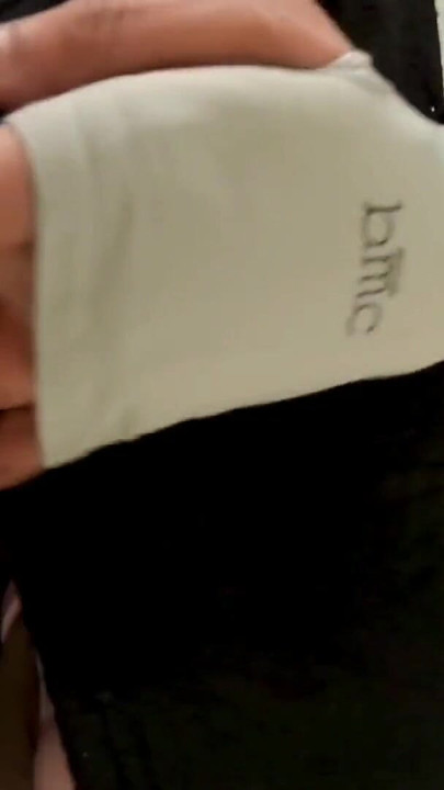 Spektakularan trenutak iz "Mall Flash In Sissy Chastity"