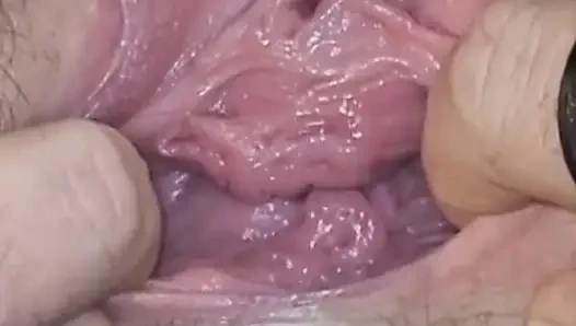 Fingering sampai dalam banget