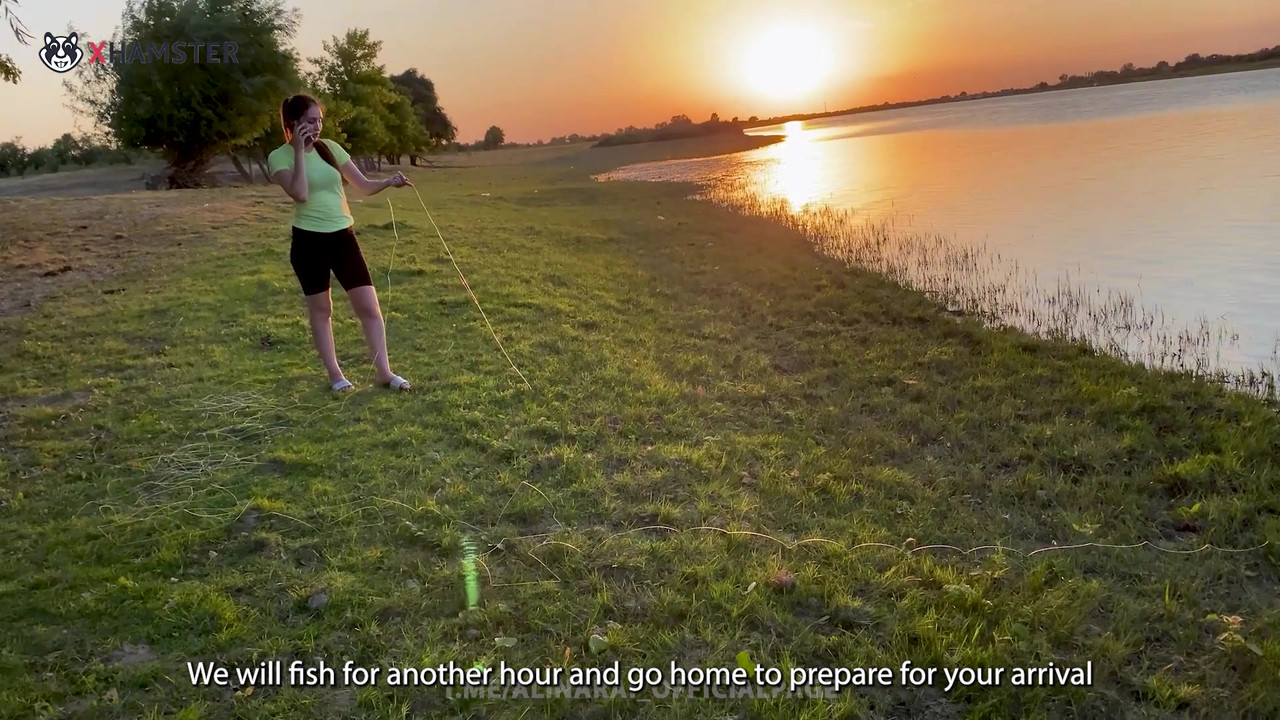 - 学习如何钓鱼。继母教继子钓鱼等等