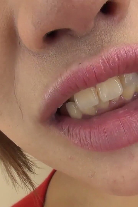 Tự chụp nha khoa và miệng - lưỡi vui tươi của Konoha Kasukabe