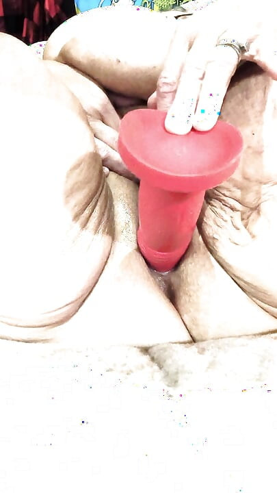 7 este numărul ei norocos când ejaculează peste tot