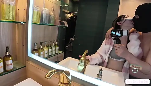Pasangan bahenol ini dientot habis-habisan sampai dicrot di dalam sama pacarnya!