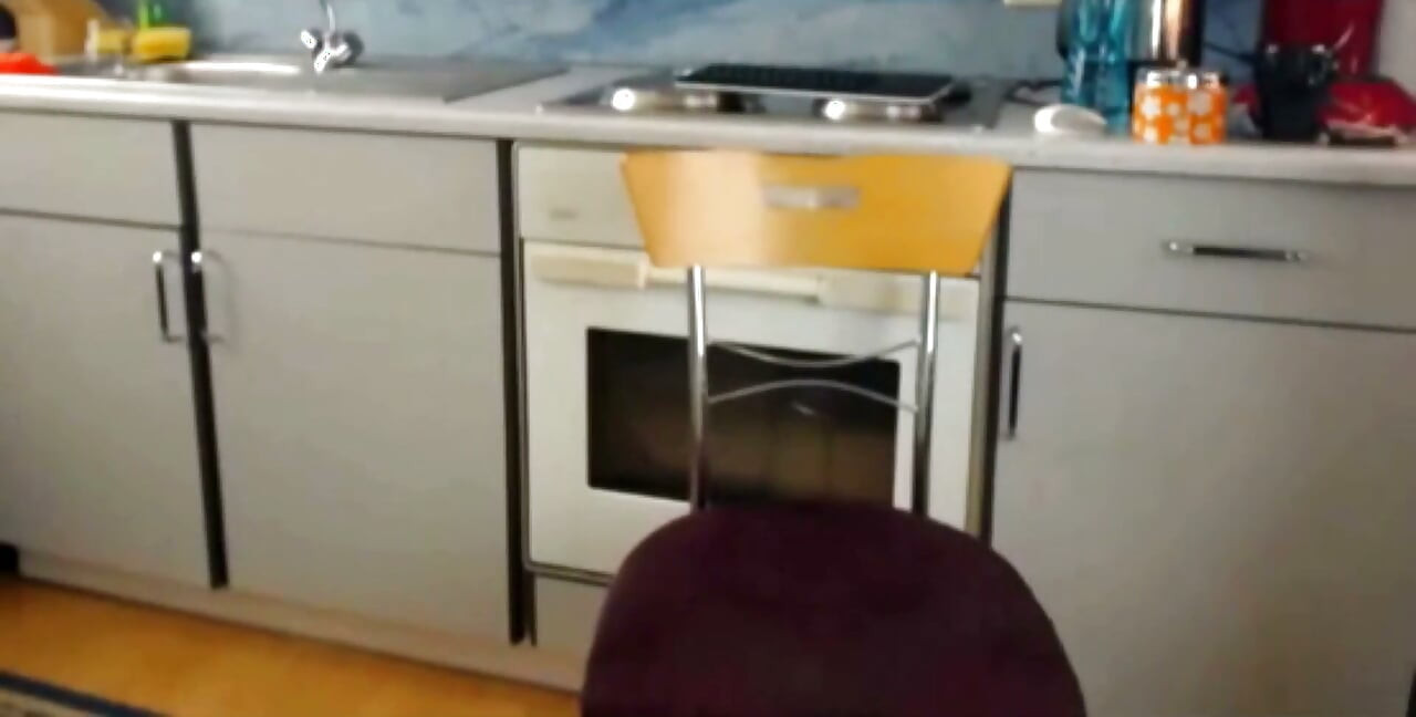 Teen Sexydea που δείχνει τα βυζιά της σε ζωντανή Webcam