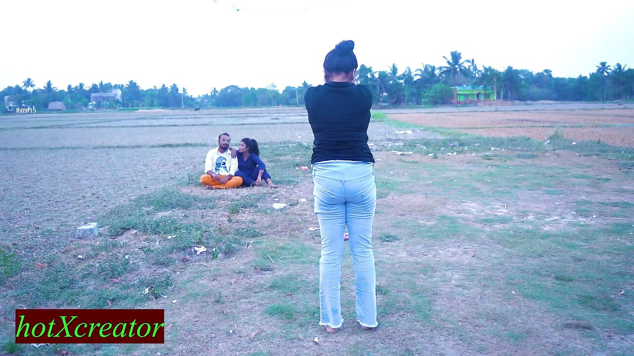 Beautiful Bhabhi Morning Work Sex with Village lover! Indian Village Sex