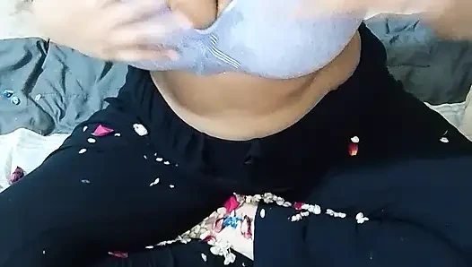 Desi girl pleasing her ass hole  with the banana