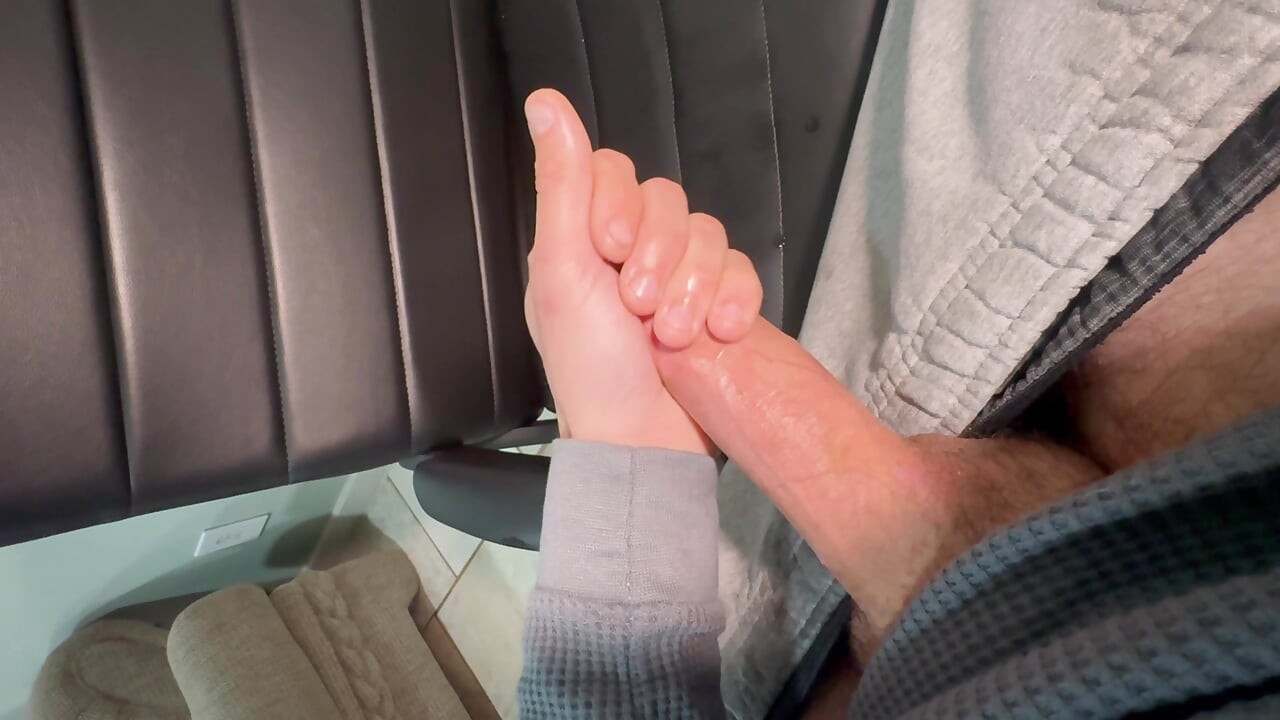 Powerful cumshot after edging and moaning