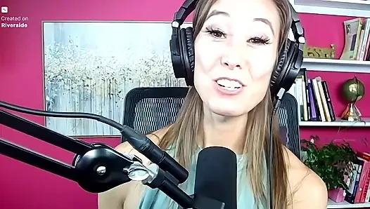 Trikepatrol röportajı - Christy Love (papaz, yetişkin sanatçı ve komedyen!)