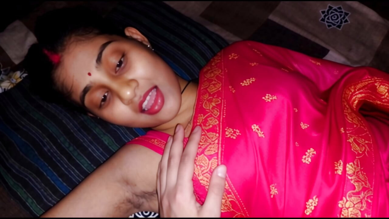 Desi dorpsmeisje strakke kut video, eerste keer video Hindi-video, tienermeisje strakke kut video