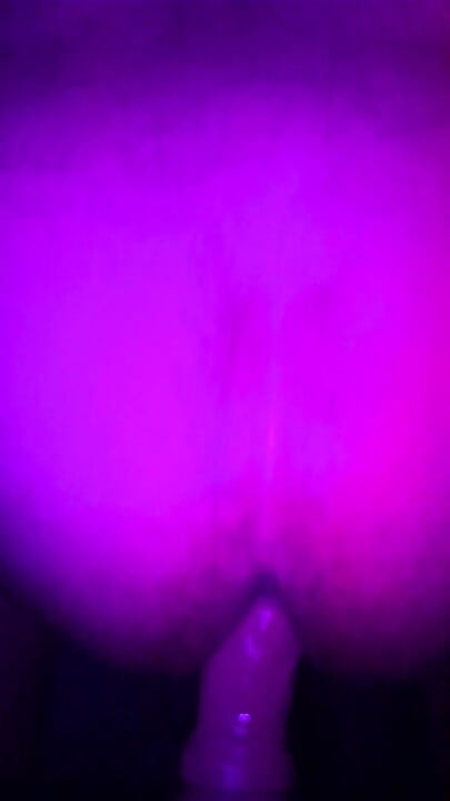 Im in a pink mood tonight
