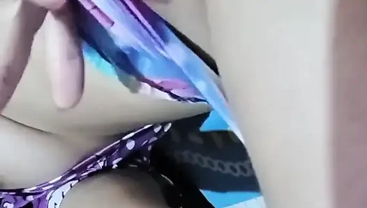Моя соседка прислала мне видео, на котором видно все, в том числе ее большие груди
