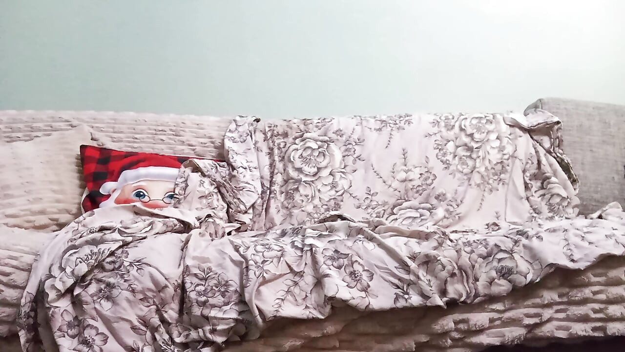 I'm a crazy whore and I fuck great on the couch. I play with my pussy and cum non-stop. I want like crazy every day