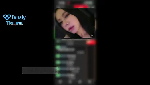 The sex addiction teacher's online livestream was brought into the livestream room by fans for sex