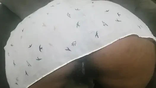 Büyük götlü tombul üvey anne - beklenmedik keşif ve gergin an