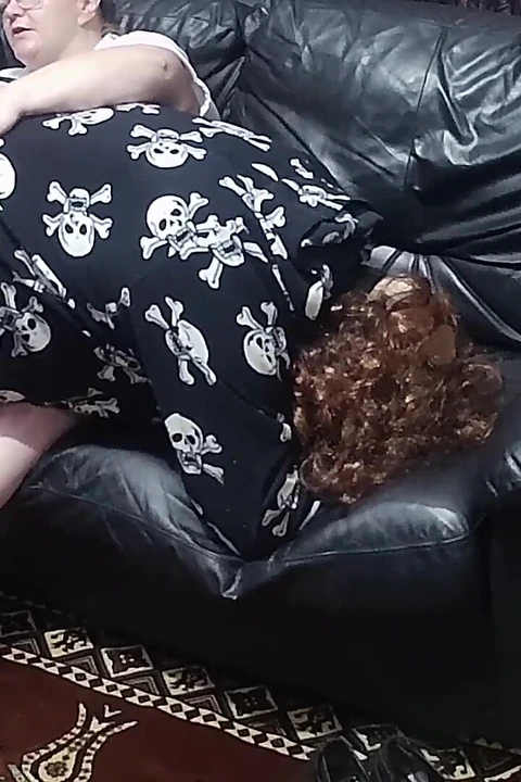 Domina Satana & Josephine, Foot Worship, Otk Spanking