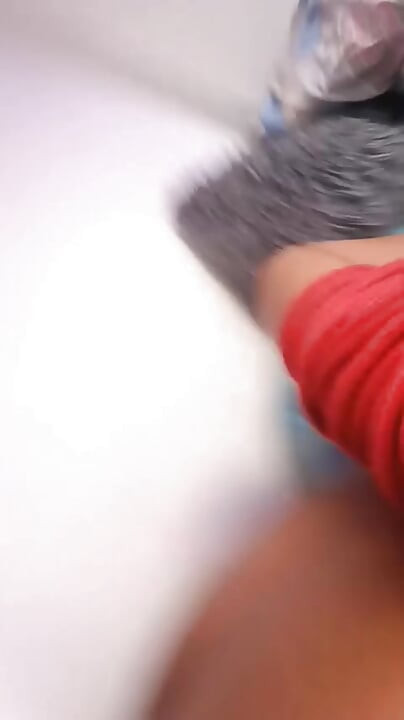 Oh my God! My neighbor ties me up and fucks me hard in my room and leaves his cum in my pussy!