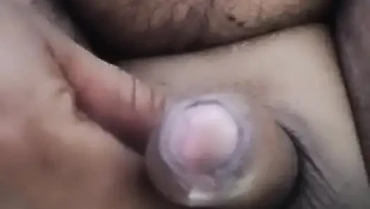 Apna hi Gand me lakadi dala aur Maza liya