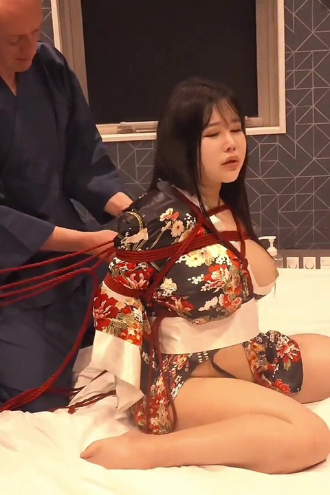 Busty JAV Star Mion Hazuki Bondage Training