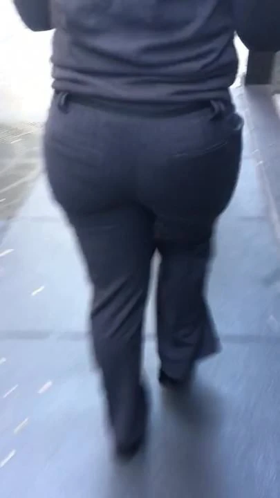 Big booty milf in dark grey dress pants 2