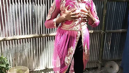 Video rekaman seks gadis desa india dientot habis-habisan sama pacarnya di luar ruangan