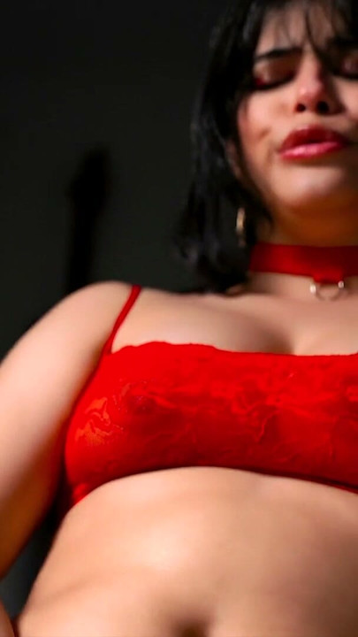 This wand made me cum like crazy! Sex toy review by Selena Vega | Clip 2