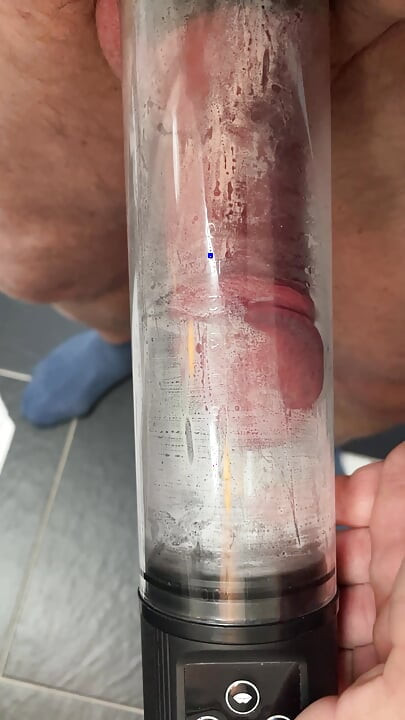 ปั๊มควย