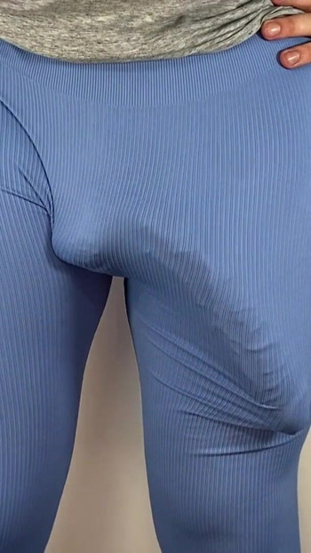 「パンツに巨根大量射精」からの絶景瞬間