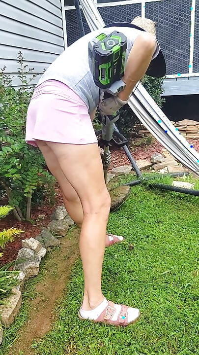 Gaping Wet Yardwork Cunt