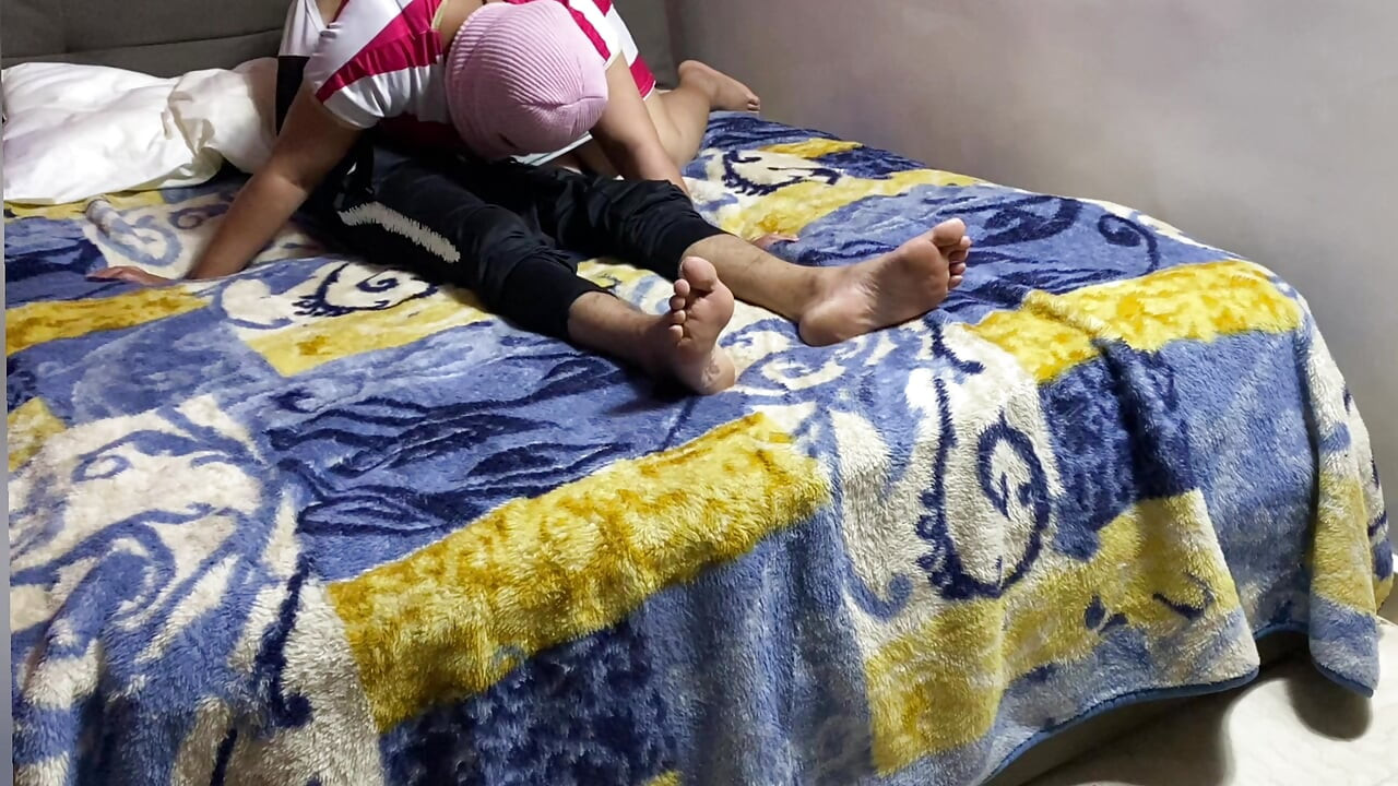 Madam Marwa und Ägypterin mit großem schwanz