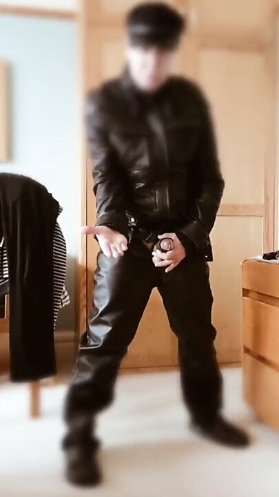 Reverse motion leather jerk