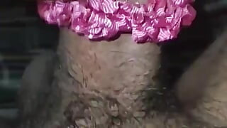 Desi priya bhabhi memberikan footjob dan blojob handjob vum di mulut