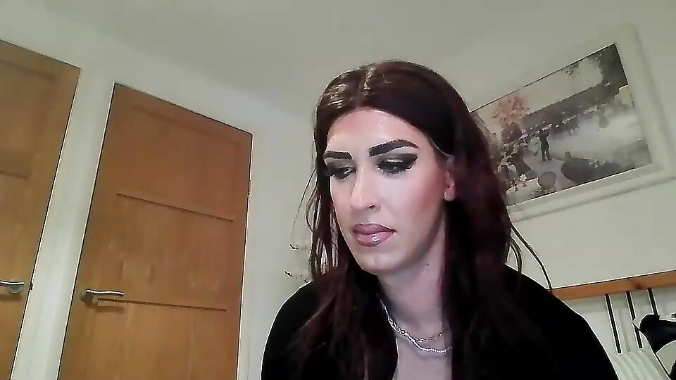 Sissy crossdresser swallows her cum