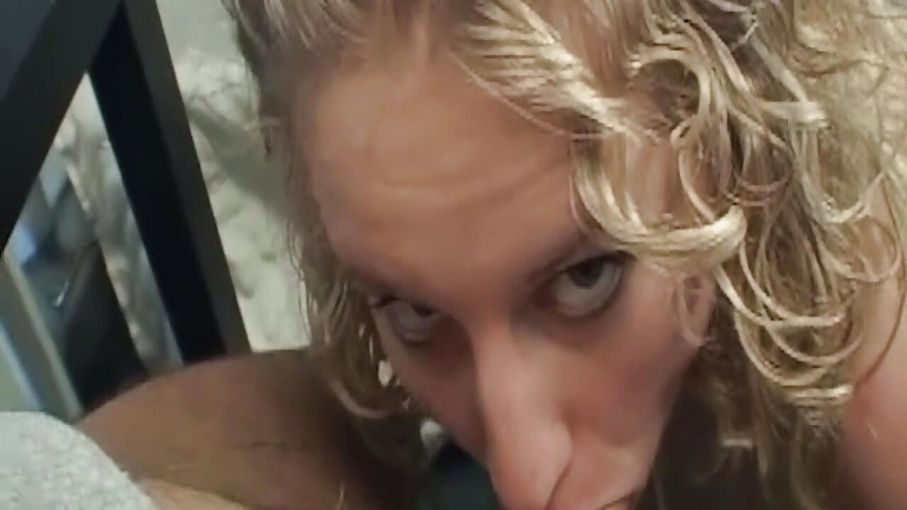 Mature Blonde MILF Deepthroats Cock and Gets Pussy Eaten