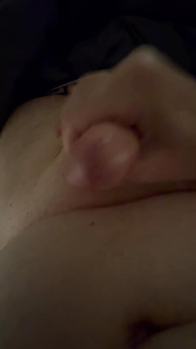 My cock really wanted to cum – so I made it myself!