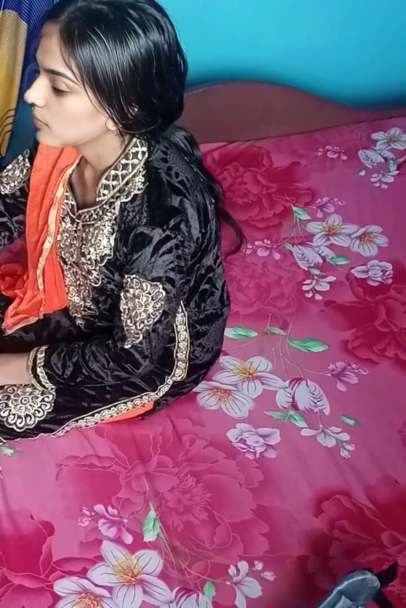 Delivery Boy Dare Fucked Hard and Cum