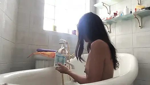 Playing with my fav dildo