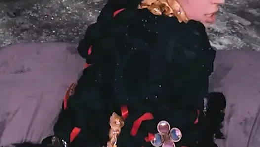 Vrcosplayx ini adalah waktunya untuk berbuat nakal sama alex coal sebagai bayonetta bagian 3