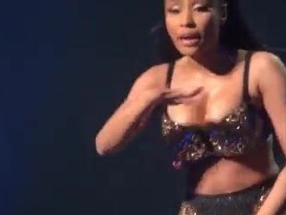 Nicki Minaj - Palais 12 Brussles performance