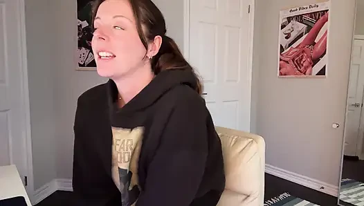Step Sis Spreads Her Pussy and Ass for You!